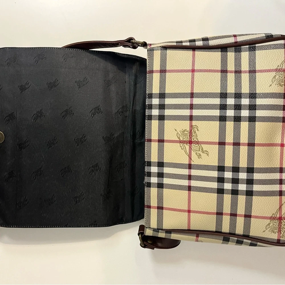 Burberry Vintage Nova Check Classic Haymarket Leather Bag Shoulder Crossbody Bag